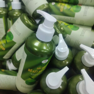 Alternative view of Dầu Gội Bồ Kết Hà Thủ Ô Thảo Mộc Xanh X4 500Ml